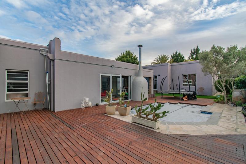 4 Bedroom Property for Sale in D